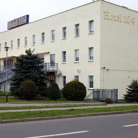 Hotel 104 Stargard Szczeciński Esterno foto