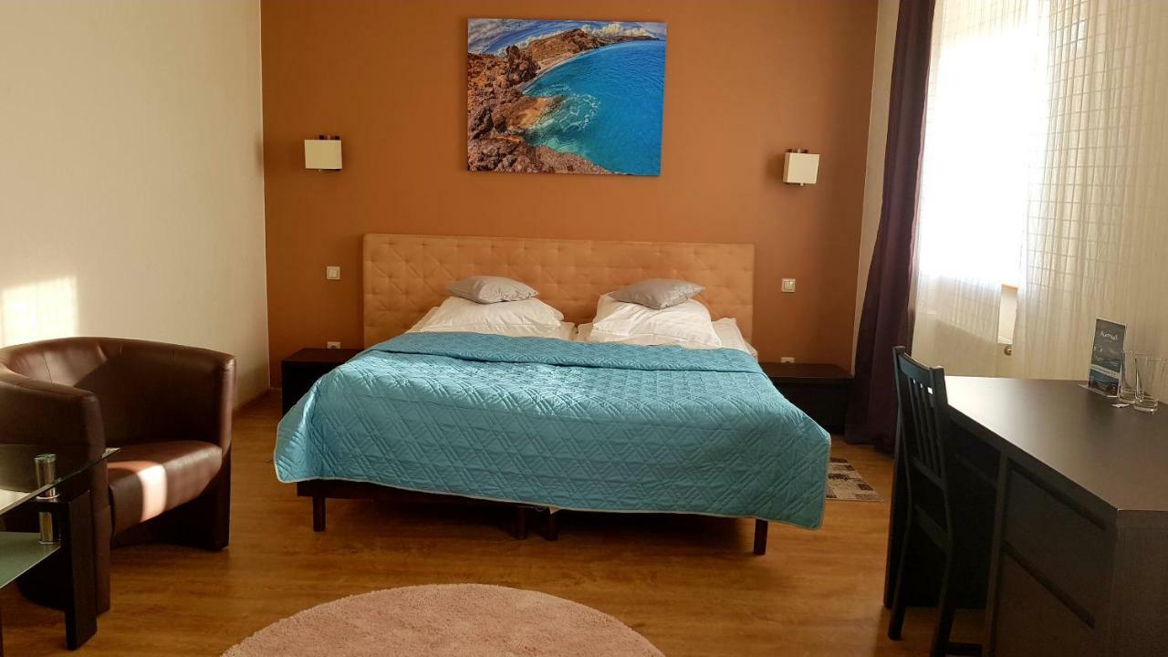 Hotel 104 Stargard Szczeciński Esterno foto